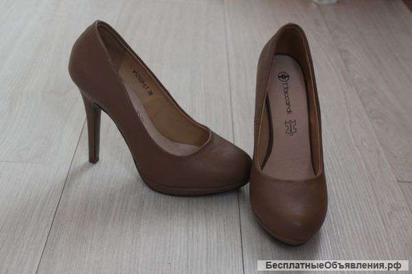 Туфли новые коричневые