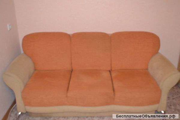 Диван и два кресла
