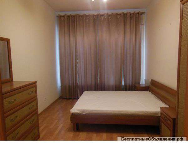 Сдаю посуточно 2-комнатную квартиру на пр. Ленина, 62