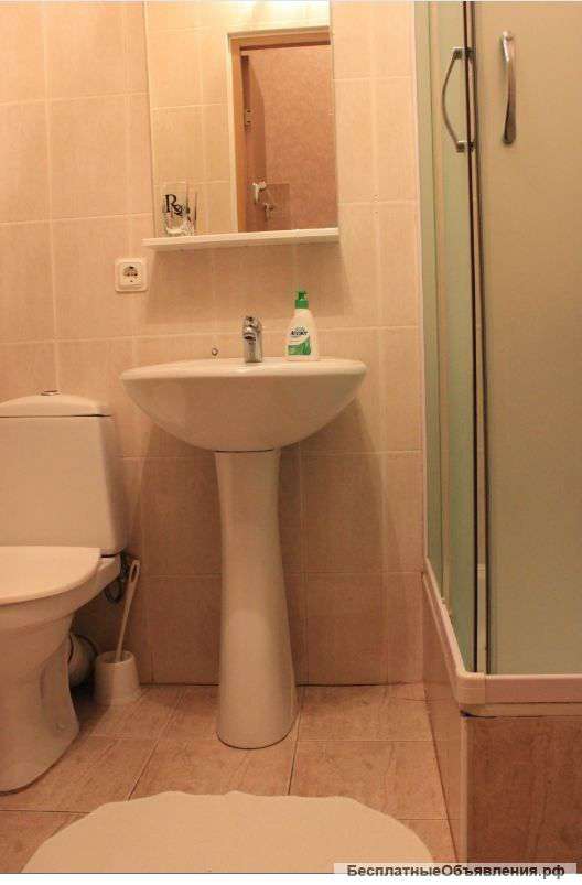 Сдаю на часы и сутки 1-комнатную квартиру на пр. Ленина, 40