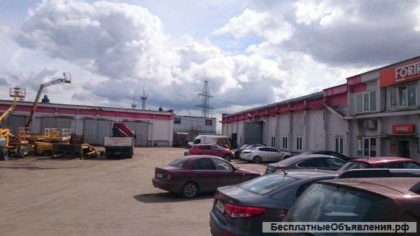 Земельный участок со зданиями