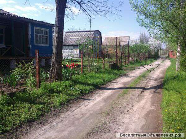 Участок с домиком