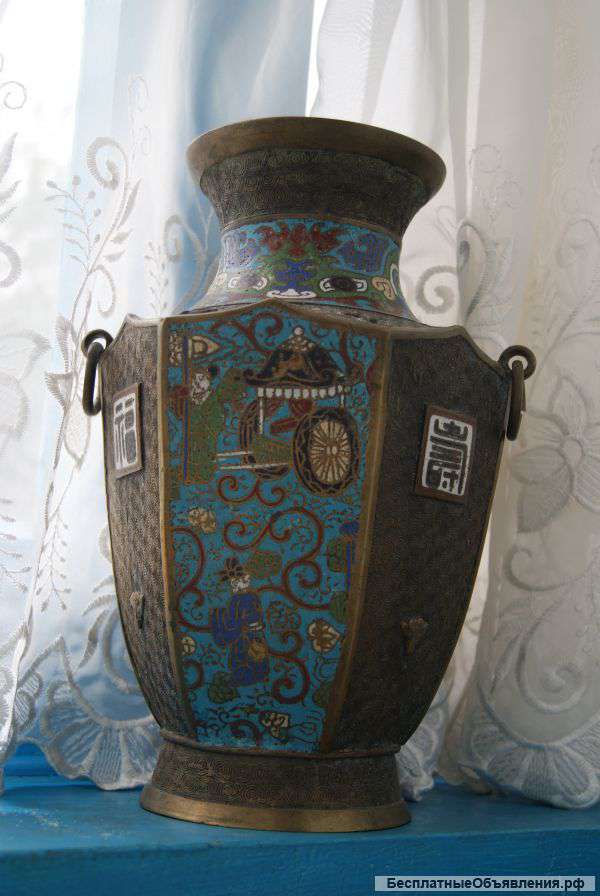 Уникальную Японскую древнюю вазу