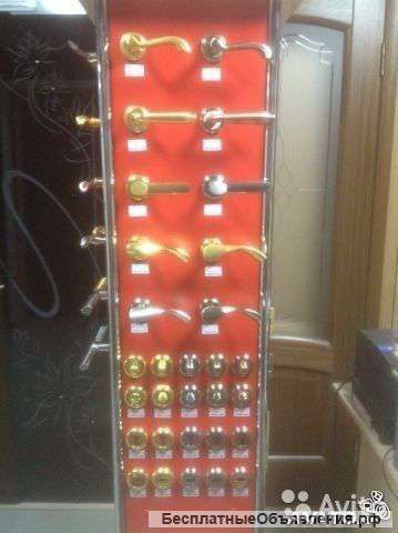 Стойка для дверной фурнитуры