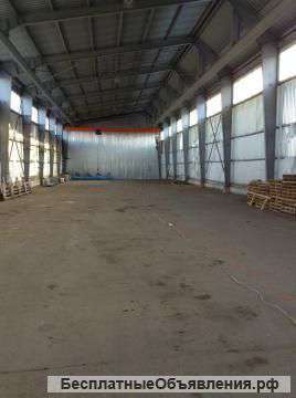 Склад-ангар, утепленный, сдаю в аренду за 25 руб.м. Площадь - 580 кв.м.