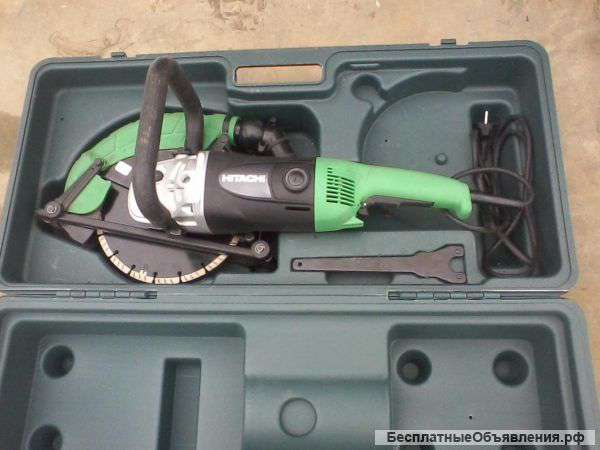 Штроборез (бороздодел) hitachi CM9SR + пылесос