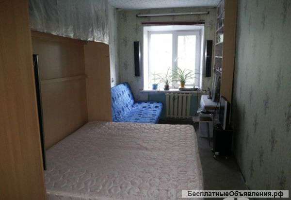 Сдам комнату для девушки,Металлург