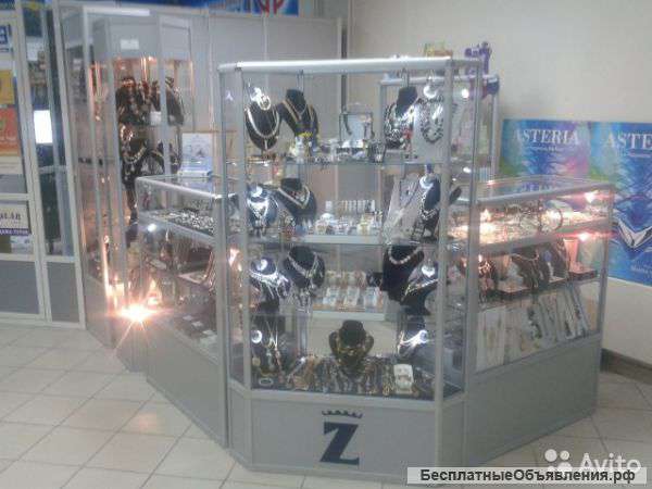 Витрины и прилавки с подсветкой