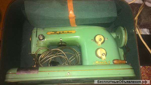 Швейную машинку
