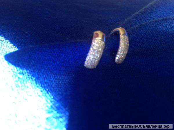 Серьги с бриллиантовой крошкой