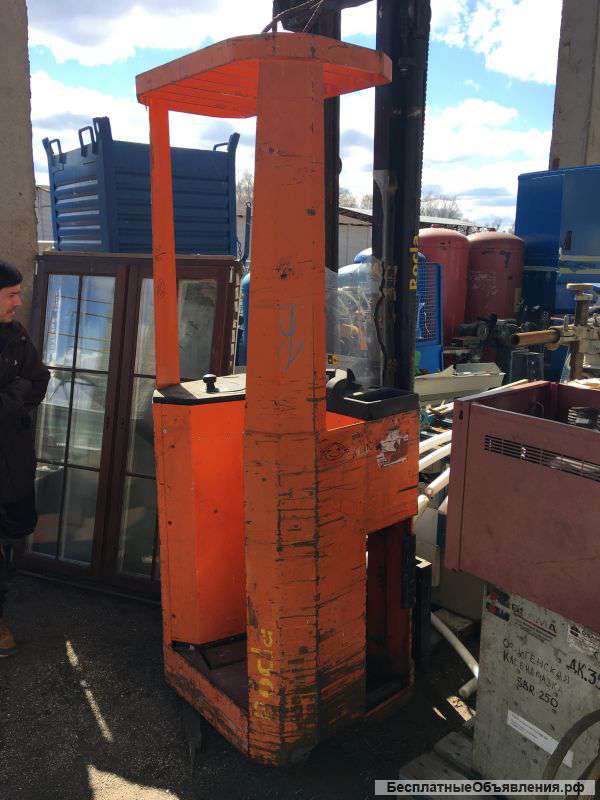 Штабелер электрический Rocla c зарядным устройством