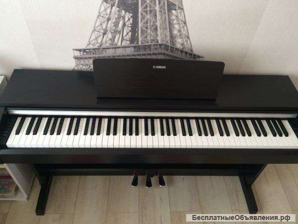 Цифровое пианино Yamaha