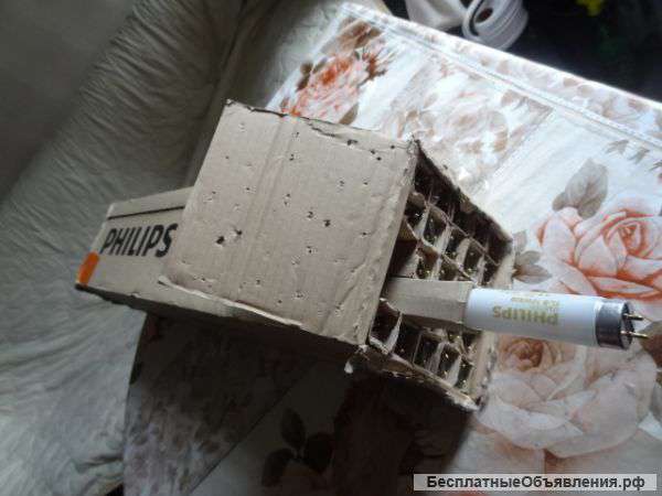 Люминисцентная лампа G13 Phillips TL-D Super 80 18w 830