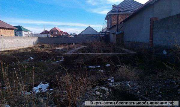 Участок 4 сотки (7 000$) (Торг уместен)