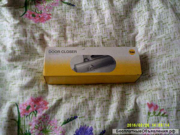 Доводчик дверной Yale 1012