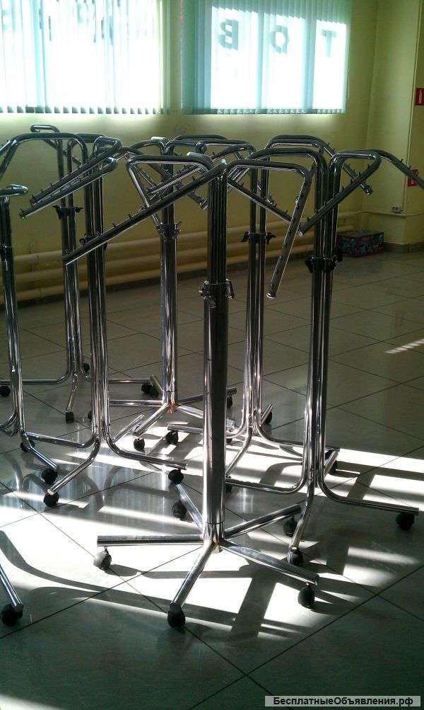 Вешало четырехрожковое с регулируемой высотой