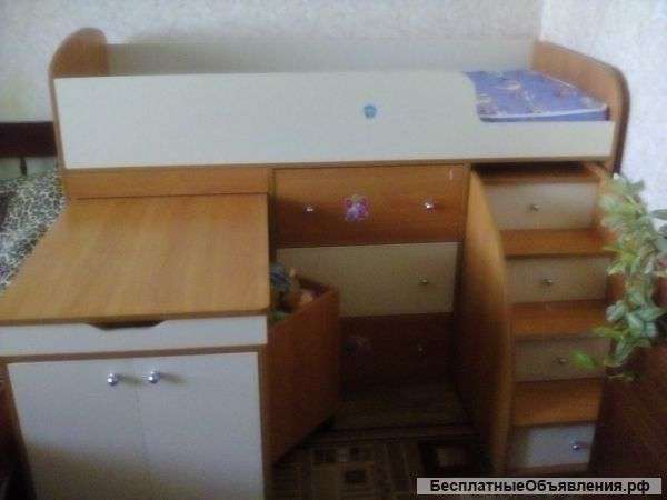 Кровать чердак