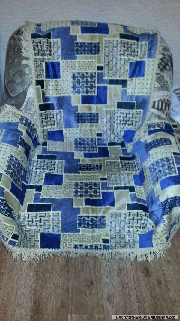 Ковровые накидки на кресла 2 шт (почти новые)