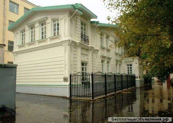 Дом у м.Белорусская