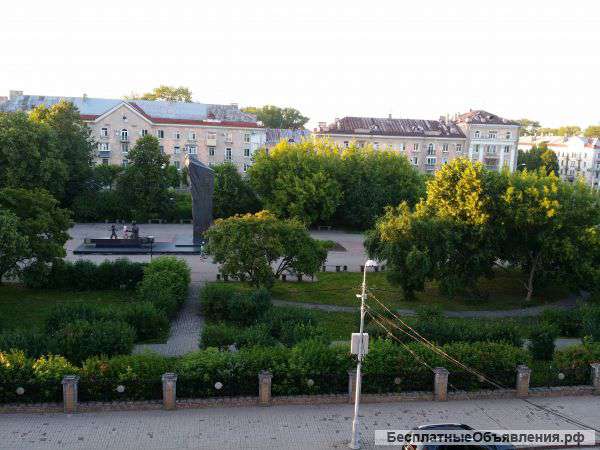 4 к.к. квартиру в центре города.