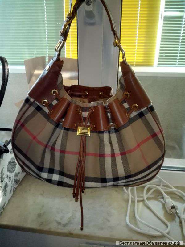 Сумка Burberry