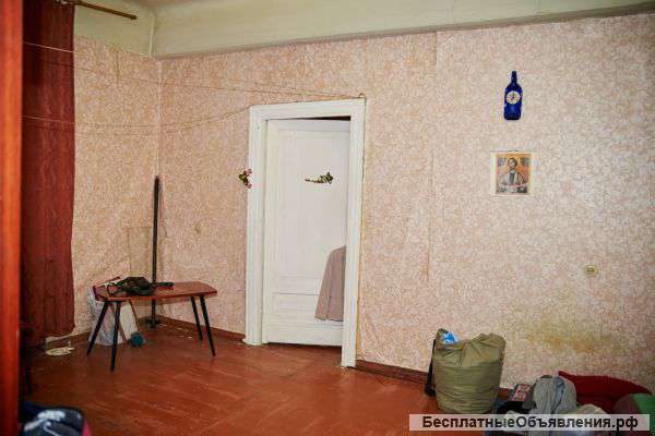Трехкомнатную квартиру в центре Екатеринбурга