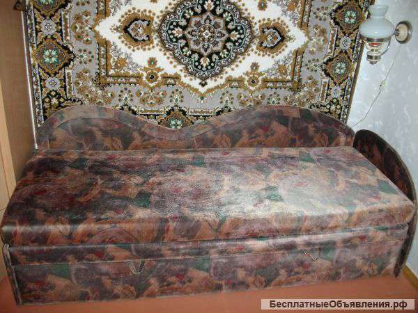 Угловой диван