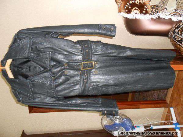 Плащ женский