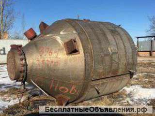 Емкость нержавеющая, объем — 10 куб.м, с рубашкой
