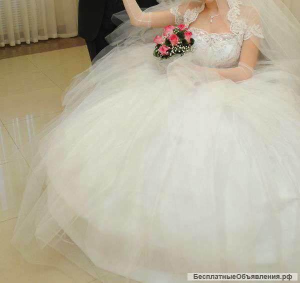 Свадебное платье