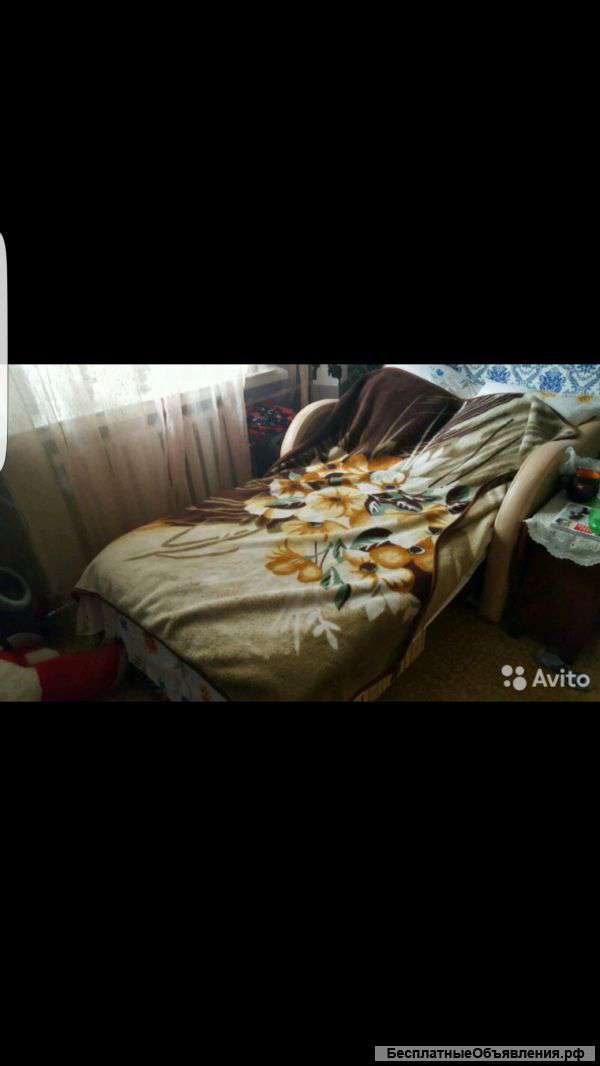 Диван
