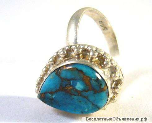 Старый серебряное кольцо с бирюзой