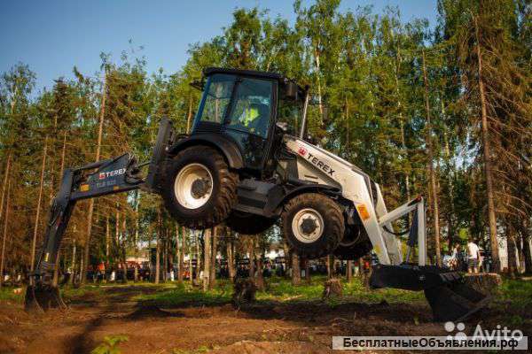 Новый экскаватор-погрузчик terex TLB 825-RM