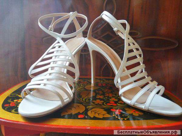 Босоножки Gianvito Rossi размер 38'5