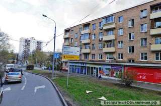 StreetRetail. Торговое помещение 210 м2 на первой линии Б.Филевской 37