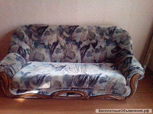 Диван и два кресла