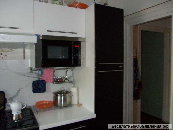 3 комнаты в 4-х комнатной квартире м Арбатская