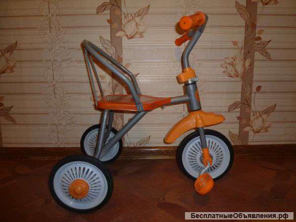 Трёхколёсный велосипед