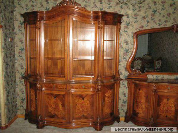 Витрина 4-х дверная Tarocco Vaccari Luxury (орех)