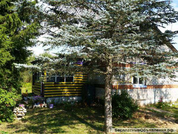 Жилой дом с земельным участком